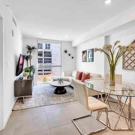 Modern Unit In Downtown Miami With Free Parking Apartment Exterior photo