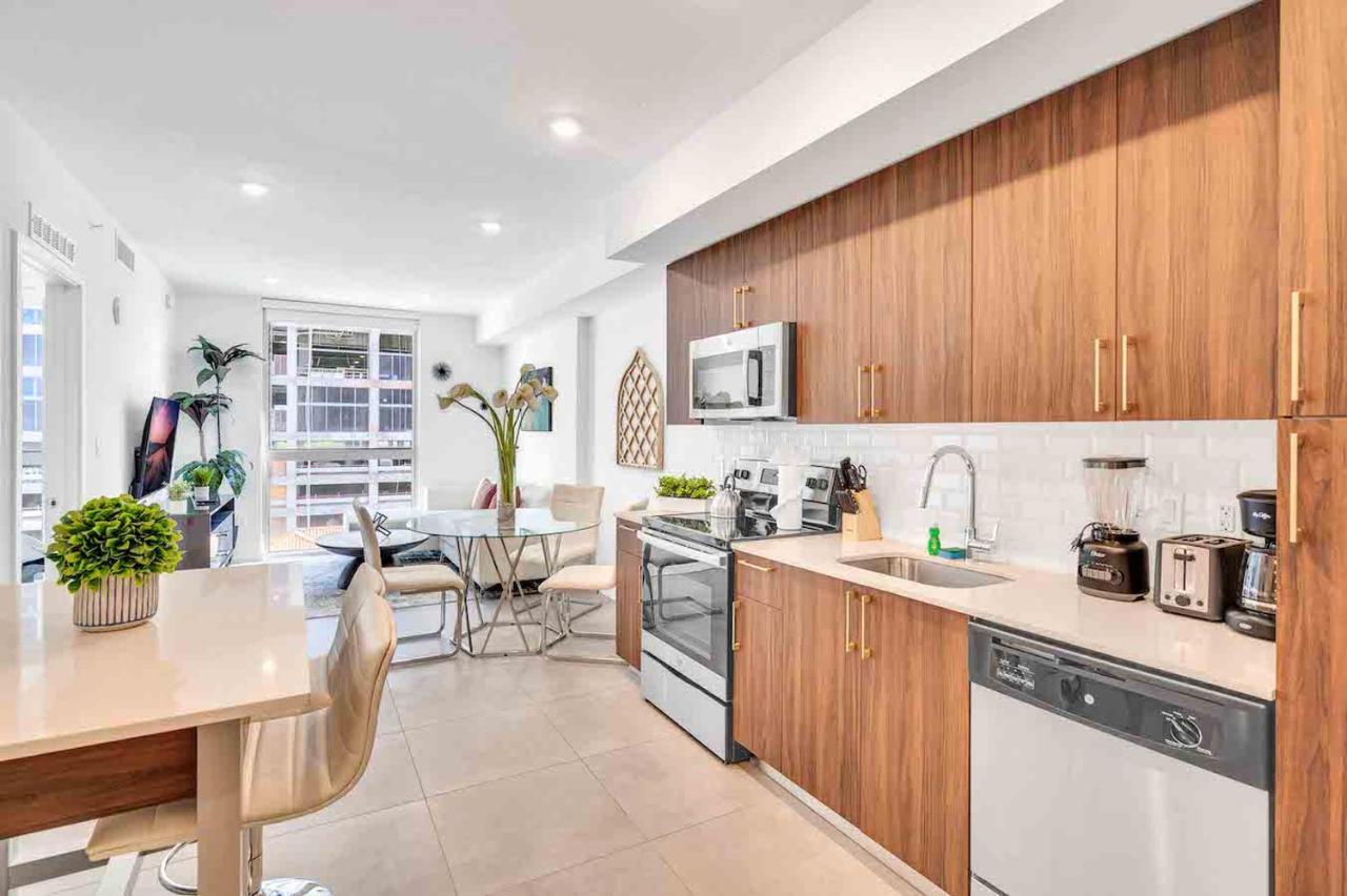 Modern Unit In Downtown Miami With Free Parking Apartment Exterior photo