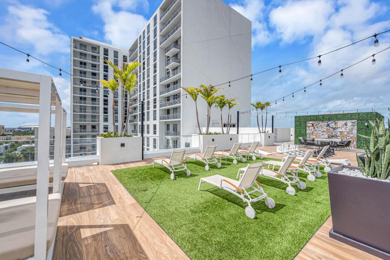 Modern Unit In Downtown Miami With Free Parking Apartment Exterior photo